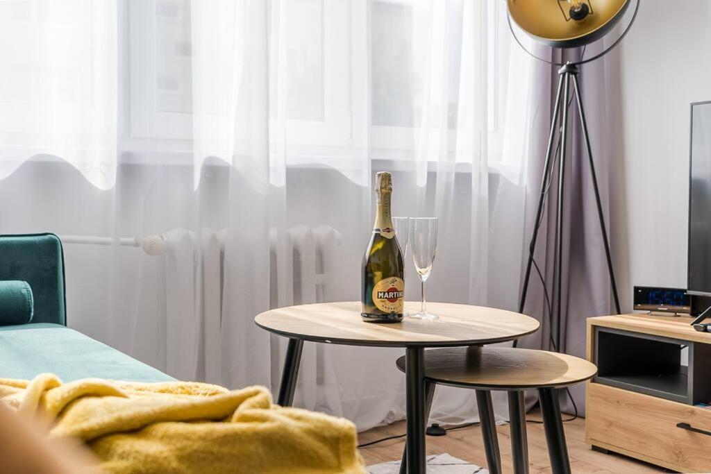 Uroczy Apartament 2 Pokoje - 10 Min Do Morza! Gdańsk Eksteriør bilde